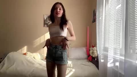 Snapshot of jaclynmalcolm chatting on 29, 3, 2026 Lillian online show from 29, 3, 2026