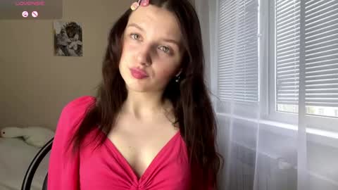 Snapshot of jaclynmalcolm chatting on 11, 4, 2026 Lillian online show from 11, 4, 2026