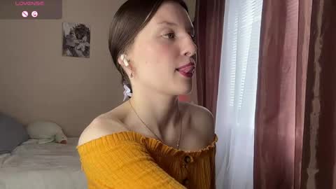 Snapshot of jaclynmalcolm chatting on 4, 6, 2026 Lillian online show from 4, 6, 2026