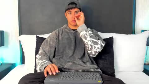 Snapshot of jacobbiker chatting on 16, 9, 2025 Jacob online show from 16, 9, 2025