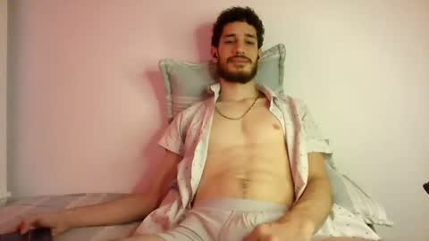 Snapshot of jacobmurphy2103 chatting on 24, 10, 2025 JACOB ROBIN online show from 24, 10, 2025