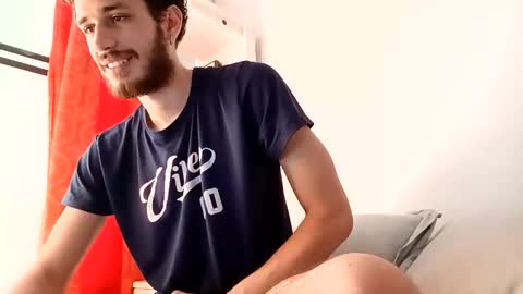 Snapshot of jacobmurphy2103 chatting on 20, 11, 2025 JACOB ROBIN online show from 20, 11, 2025