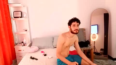 Snapshot of jacobmurphy2103 chatting on 23, 11, 2025 JACOB ROBIN online show from 23, 11, 2025