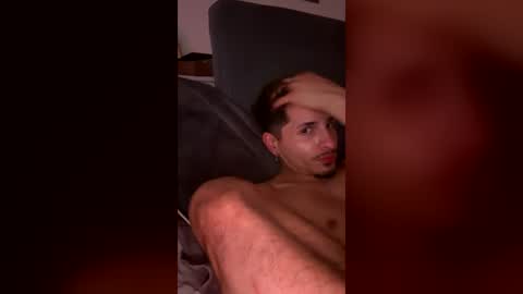 jacobo_latinoxl21 online show from 31, 7, 2026