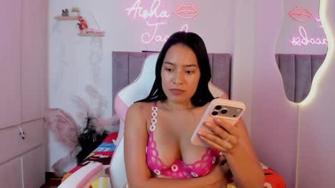 Snapshot of jacobss_gh chatting on 6, 6, 2026 JACOBSS online show from 6, 6, 2026