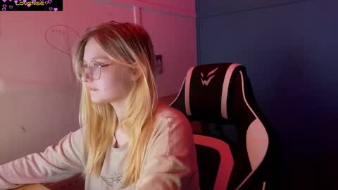 jacywinslat online show from 8, 3, 2025