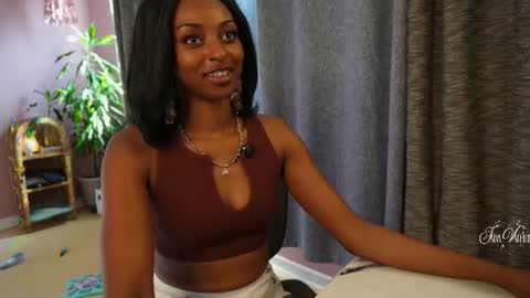 Snapshot of jada_valentine chatting on 11, 7, 2026 Jada online show from 11, 7, 2026