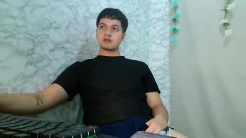 jade_halo online show from 16, 4, 2026