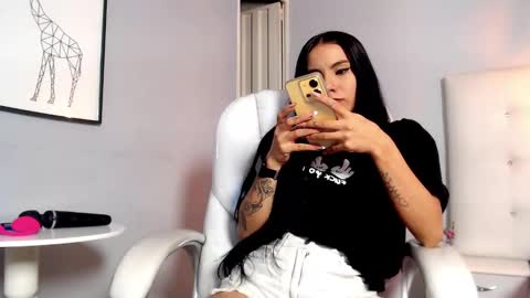 karlla scarlet online show from 31, 12, 2024