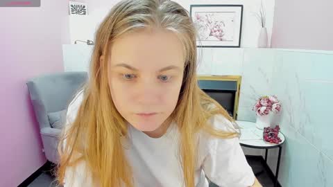 Jade online show from 2, 2, 2025