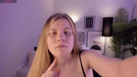 Jade online show from 9, 3, 2025