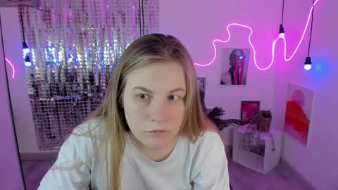 Jade online show from 9, 3, 2025