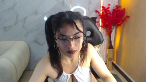 Snapshot of jade_tf chatting on 17, 5, 2026 Jade online show from 17, 5, 2026
