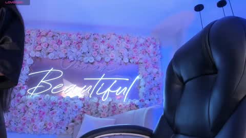 JADE EVANS online show from 30, 12, 2024