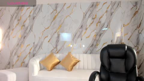 JADE EVANS online show from 29, 1, 2025