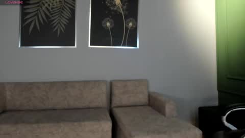 JADE EVANS online show from 11, 3, 2025