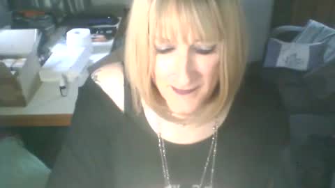 Snapshot of jadeladyboyminx chatting on 27, 11, 2025 Jademinx online show from 27, 11, 2025