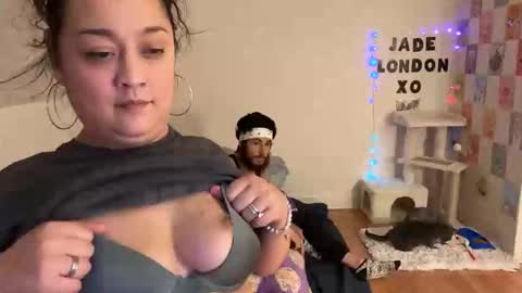 Snapshot of jadelondonxo chatting on 27, 2, 2025 Jade online show from 27, 2, 2025