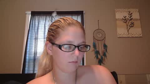 JadeLuv online show from 22, 12, 2024