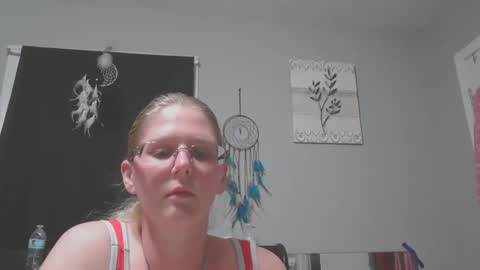 JadeLuv online show from 6, 3, 2026