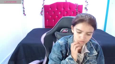 jaide387017 online show from 1, 6, 2026