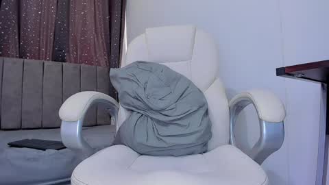 Snapshot of jake_evanss_ chatting on 21, 1, 2025 JAKE online show from 21, 1, 2025