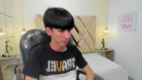 Snapshot of jake_evanss_ chatting on 6, 10, 2025 JAKE online show from 6, 10, 2025