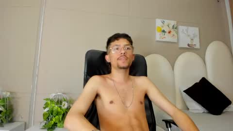 Snapshot of jake_miller__ chatting on 15, 5, 2026 Jake online show from 15, 5, 2026
