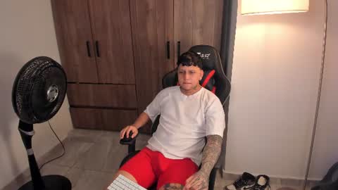 Snapshot of jake_pons chatting on 15, 6, 2026 Jake Pons online show from 15, 6, 2026