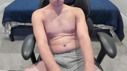 jakesnake442 online show from 13, 4, 2026