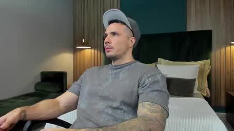 jakestone_1 online show from 28, 11, 2025