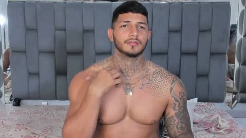 my name is sebas If you come here dont hesitate to say hello Im a guy who really likes having conversations and having hot online show from 18, 12, 2024