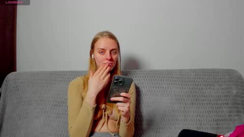 Snapshot of jam_cream chatting on 23, 2, 2026 Sofia online show from 23, 2, 2026