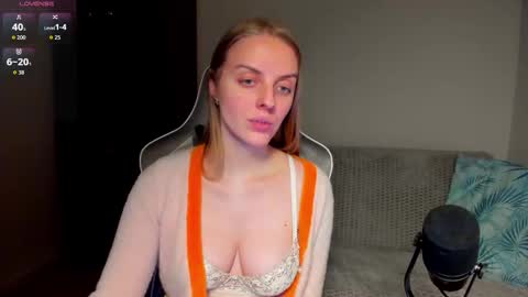 Snapshot of jam_cream chatting on 1, 3, 2026 Sofia online show from 1, 3, 2026