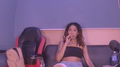 Snapshot of jamaicanbabex chatting on 5, 12, 2024 jamaicanbabex online show from 5, 12, 2024