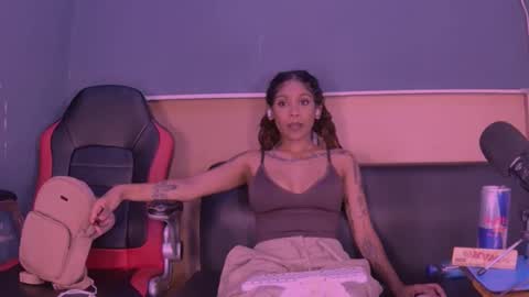 Snapshot of jamaicanbabex chatting on 30, 12, 2024 jamaicanbabex online show from 30, 12, 2024