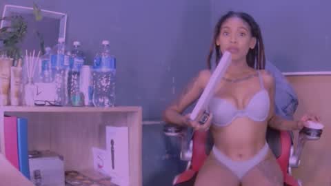 Snapshot of jamaicanbabex chatting on 13, 2, 2025 jamaicanbabex online show from 13, 2, 2025