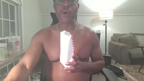 Snapshot of jamalbond007 chatting on 16, 11, 2025 Jamal aka Jamal Hefner bbc black goodmeat ebony losangeles dayton atlanta online show from 16, 11, 2025