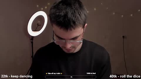 Snapshot of jame_flow chatting on 28, 2, 2025 Hey there Im Jame online show from 28, 2, 2025