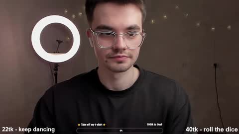 Snapshot of jame_flow chatting on 1, 3, 2025 Hey there Im Jame online show from 1, 3, 2025