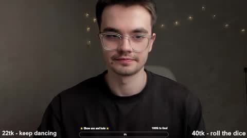 Snapshot of jame_flow chatting on 1, 3, 2025 Hey there Im Jame online show from 1, 3, 2025