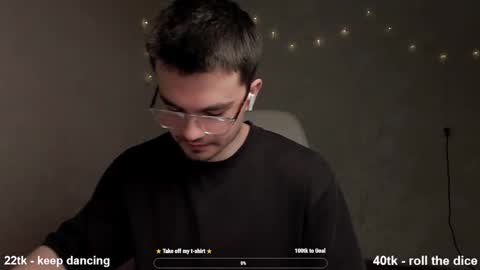 Snapshot of jame_flow chatting on 3, 3, 2025 Hey there Im Jame online show from 3, 3, 2025