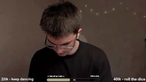 Snapshot of jame_flow chatting on 4, 3, 2025 Hey there Im Jame online show from 4, 3, 2025