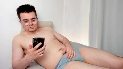 Snapshot of jame_flow chatting on 24, 4, 2026 Hey there Im Jame online show from 24, 4, 2026