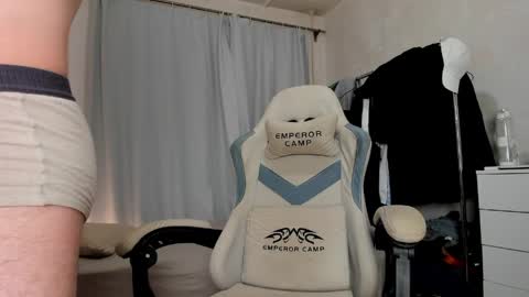 Snapshot of jame_flow chatting on 6, 5, 2026 Hey there Im Jame online show from 6, 5, 2026
