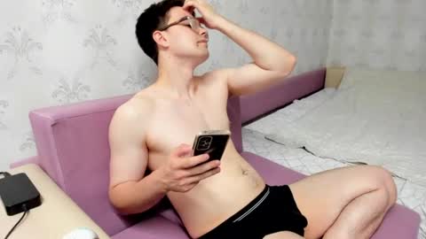 Snapshot of jame_flow chatting on 4, 7, 2026 Hey there Im Jame online show from 4, 7, 2026