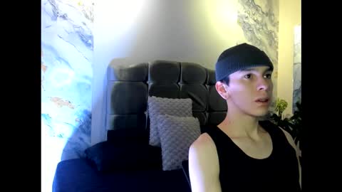 james_adamss_ online show from 6, 1, 2026