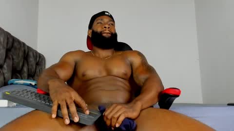 Snapshot of james_bbcmuscle chatting on 8, 4, 2026 James BBC online show from 8, 4, 2026