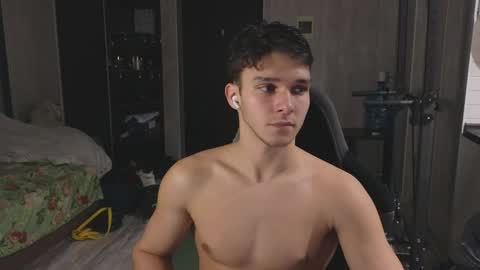 Snapshot of james_friends chatting on 19, 4, 2026 James online show from 19, 4, 2026