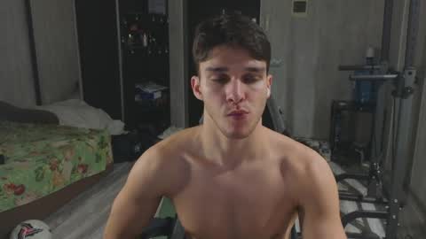 Snapshot of james_friends chatting on 30, 4, 2026 James online show from 30, 4, 2026